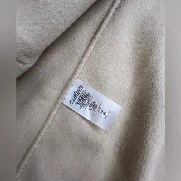 ✨BCBG MAX AZRIA BRINLEY HANDMADE DRAPE FRONT COAT IN OATMEAL / CREAM